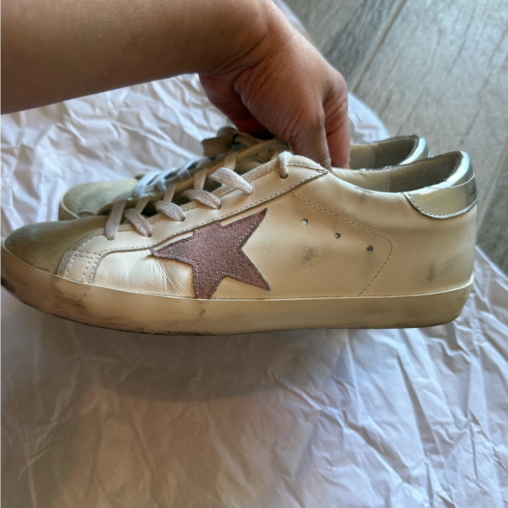 GOLDEN GOOSE suede toe in pink and white